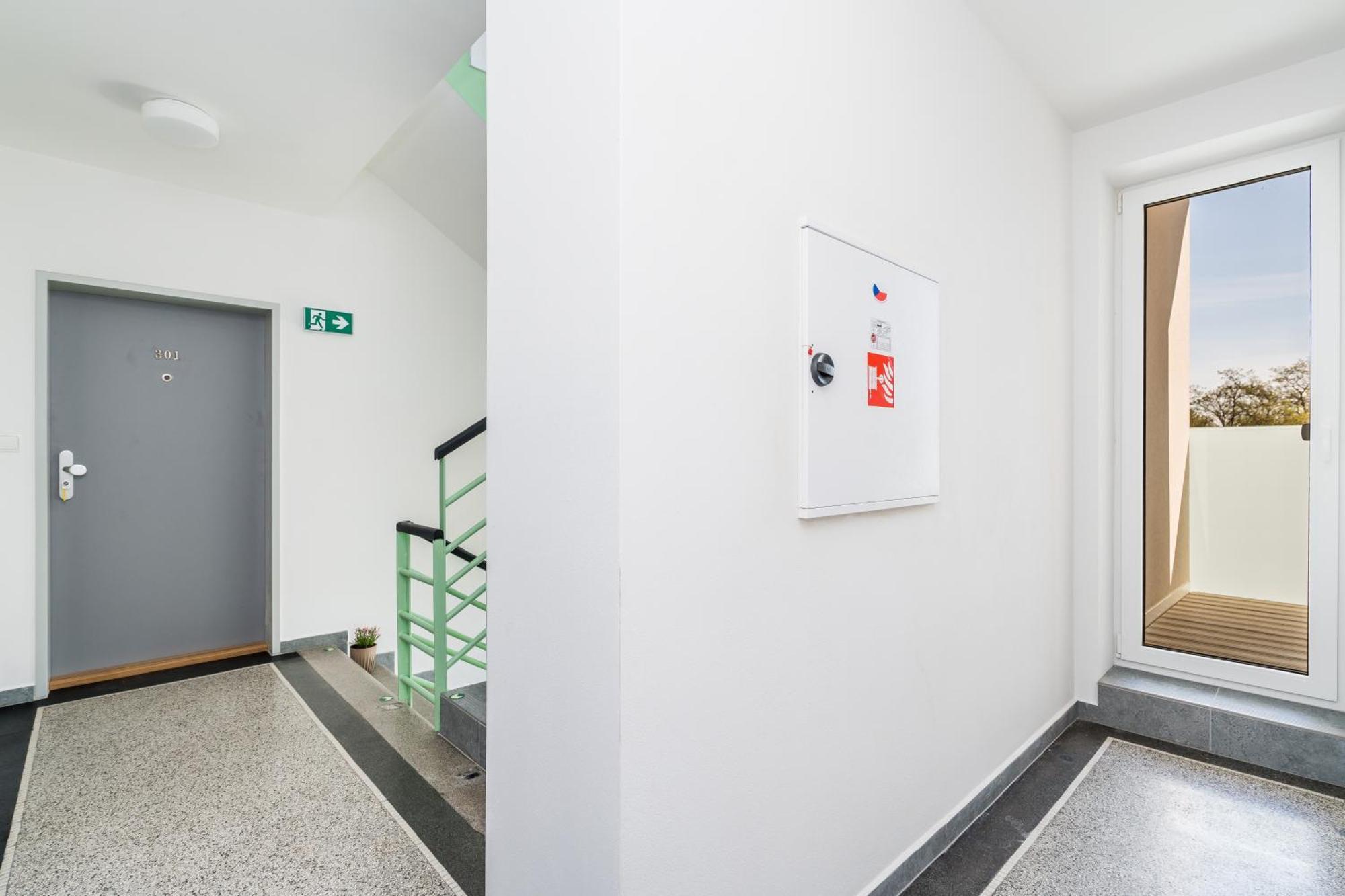 Perla Hradce 101 Apartamento Hradec Králové Exterior foto