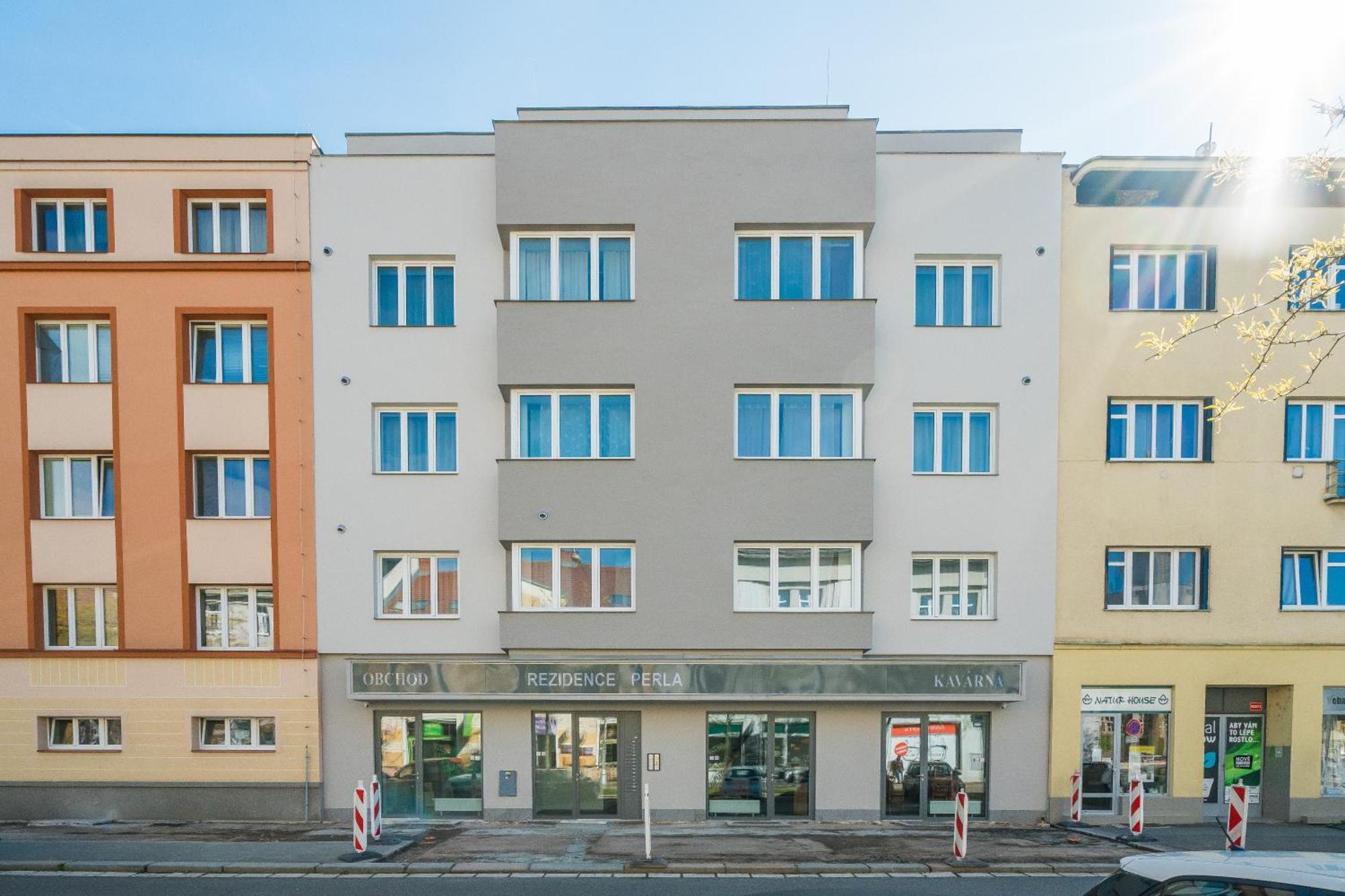 Perla Hradce 101 Apartamento Hradec Králové Exterior foto